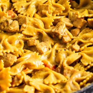 Chicken Curry Pasta in a skillet